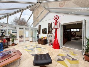 Photo 11- click for photo gallery